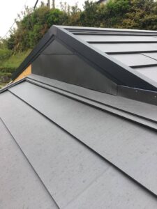 福岡市【T様邸】倉庫屋根葺き替え